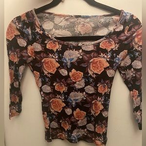 Mudd 3/4 Sleeve Fitted Top